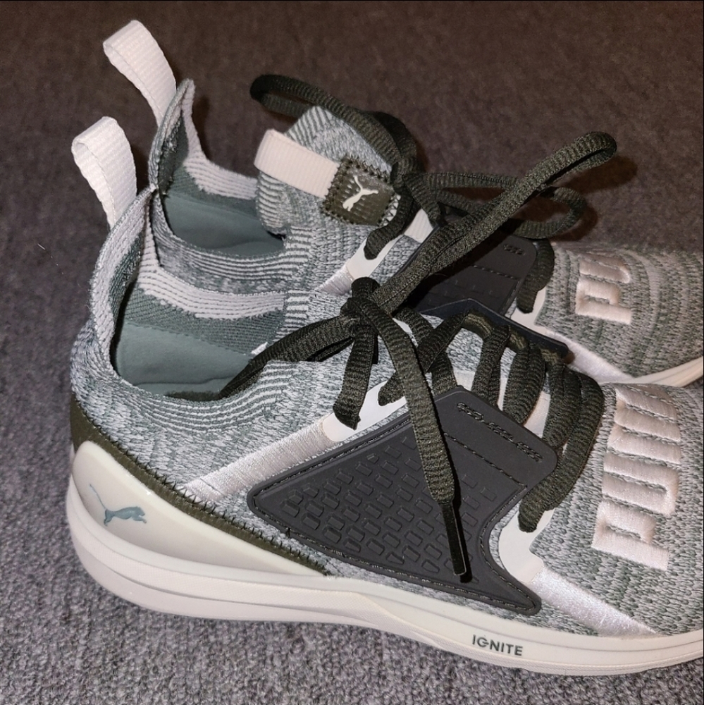 Womens puma running sneakers.